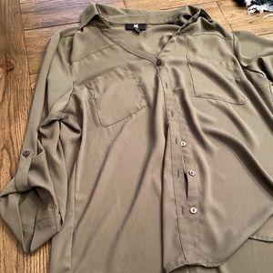 IZ Byer Sheer nice top